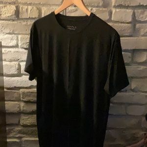 Black t shirt